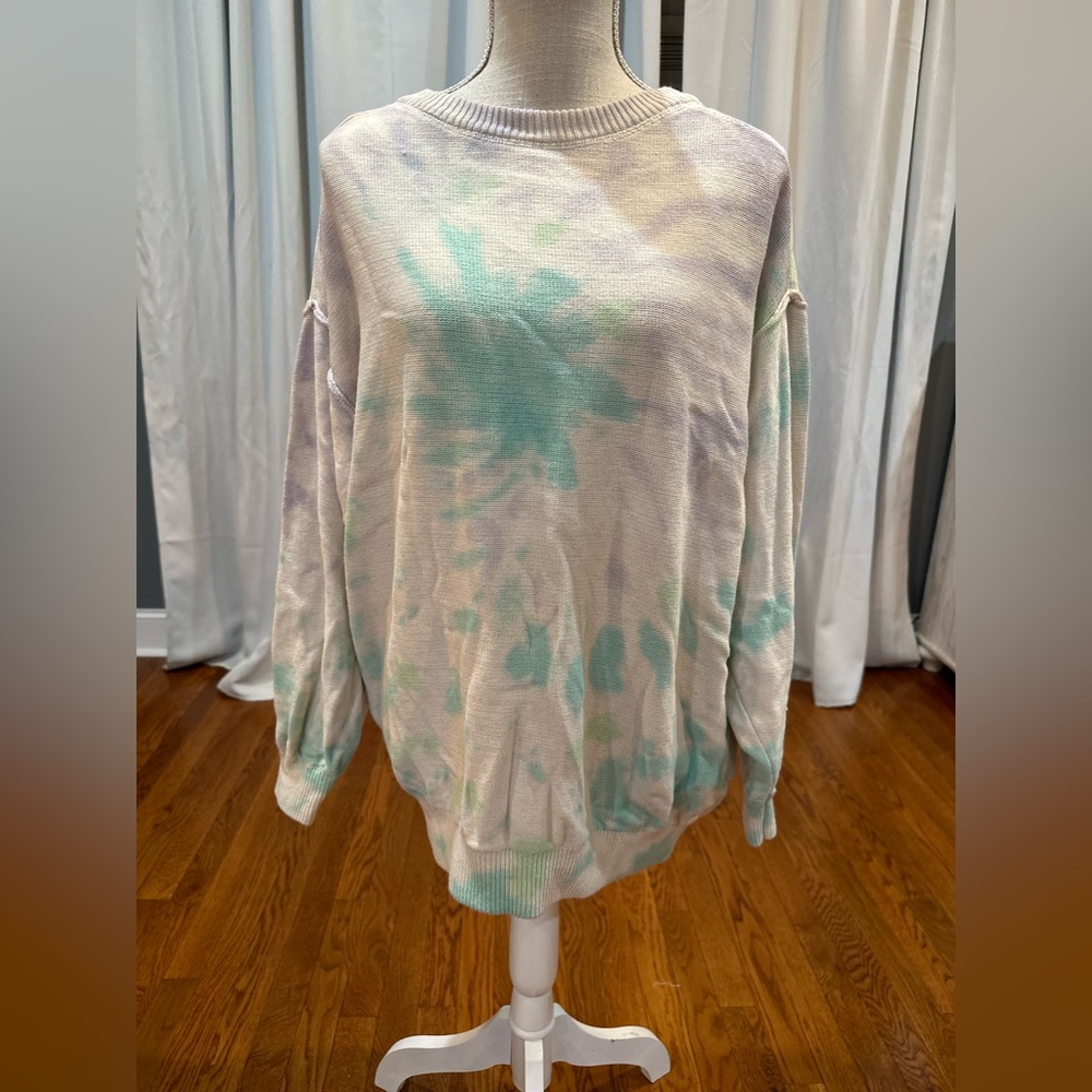Black Tape tie dyed sweater women’s size medium EUC